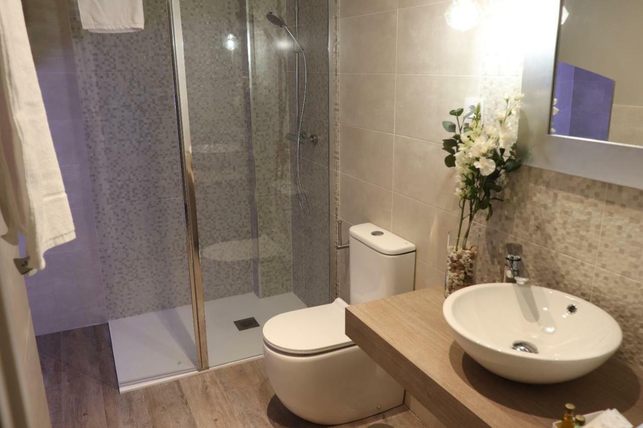Apartamentos Turisticos Desiree อาเรวาโล ภายนอก รูปภาพ