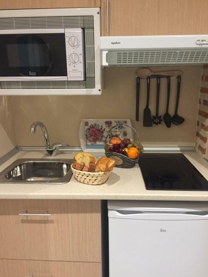 Apartamentos Turisticos Desiree อาเรวาโล ภายนอก รูปภาพ