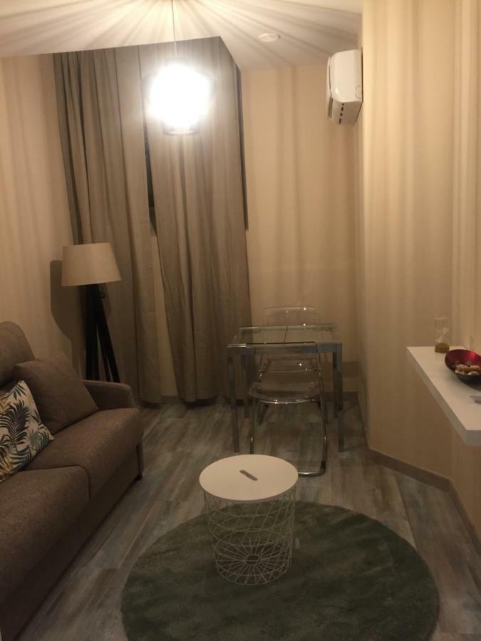 Apartamentos Turisticos Desiree อาเรวาโล ภายนอก รูปภาพ